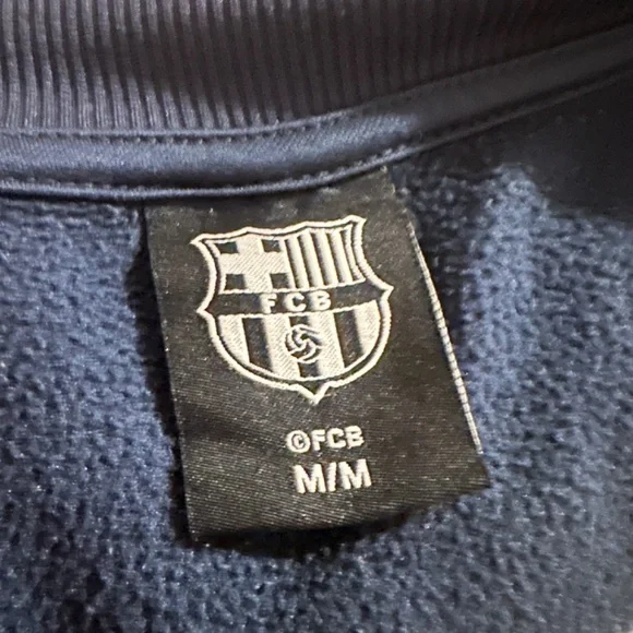 FCB Barca Soccer Warmup Jacket Medium 100% polyester AUTHENTIC gently worn - Picture 3 of 3
